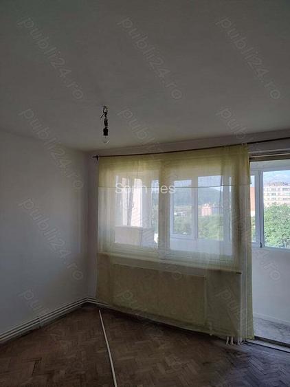 Vand apartament 2 camere Vand apartament 2 camere