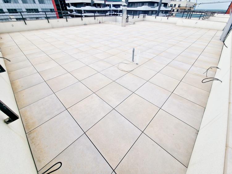 Penthouse cu 4 camere, 372 mp inclus terasa , la 200 m de rond Pipera - 15