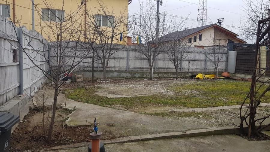 Inchiriez curte cartier CFR - 1