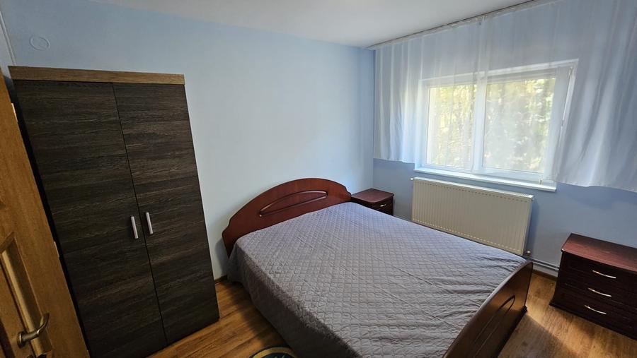 Apartament 3 camere zona Judetean,mobilat-utilat,400 Euro - 3