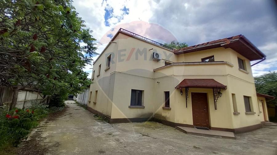 Casa / Vila cu 21 camere de vanzare in zona Alexandriei - 12