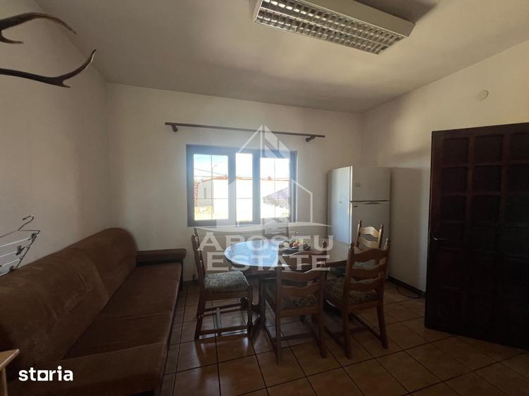 Apartament cu 2 camere semidecomandat în Ronaț