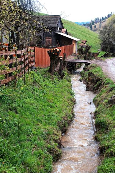 casa familiala in Lunca De Sus, Valea Garbea, Harghita - 7