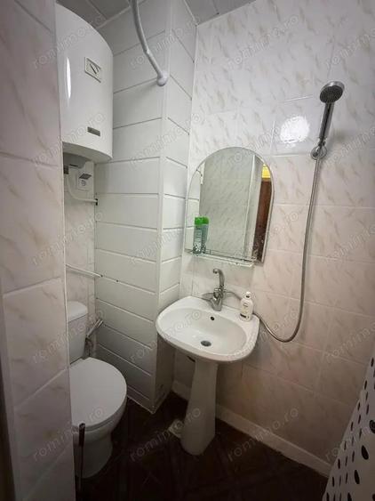 Garsoniera de inchiriat in zona 13 Septembrie - 1