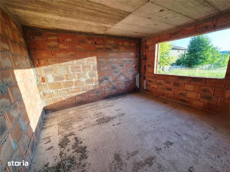 Casa de vanzare cu priveliste frumoasa - 6