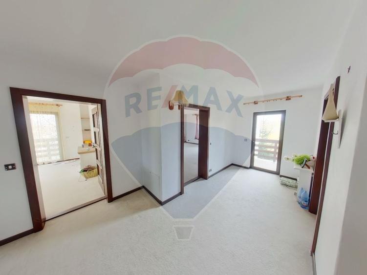 Vilă cu 6 camere de vânzare, strada Făget. - 9