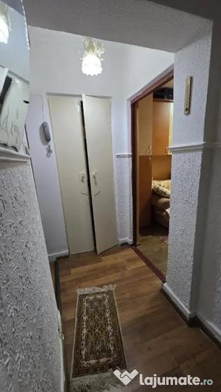 Vand apartament 3 camere si spatiu comercial bd. Unirii - 6