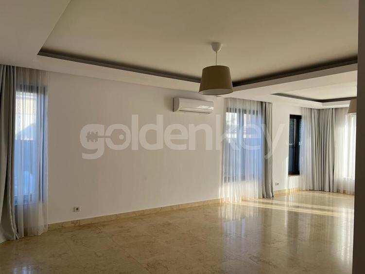 Vila moderna cu 5 camere si piscina| Oxford Gardens - 4