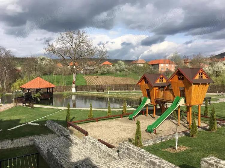 De vanzare Pensiune - 2