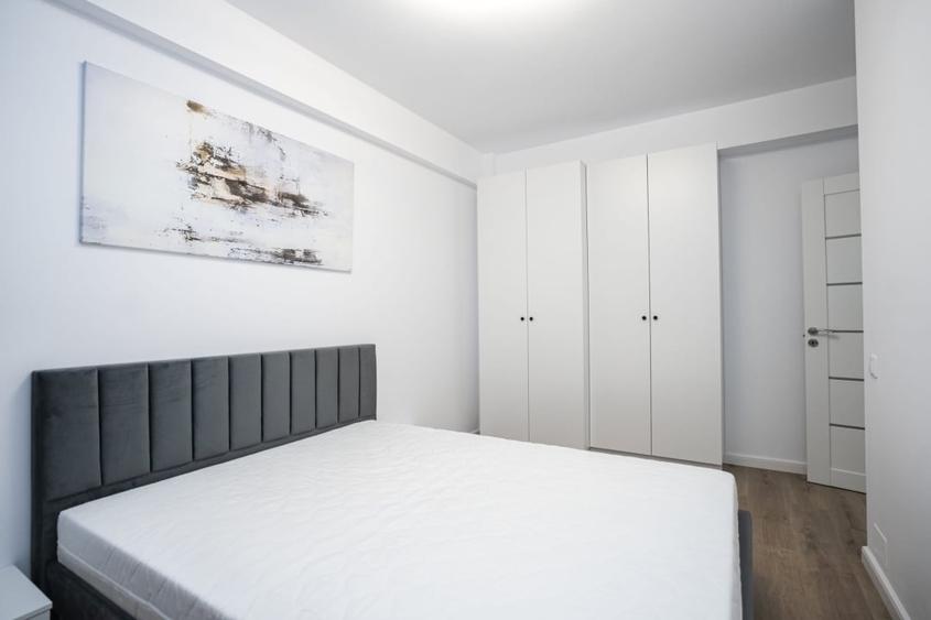 Apartament la prima inchiriere,2 camere decomandate +terasa,zona Terra - 1