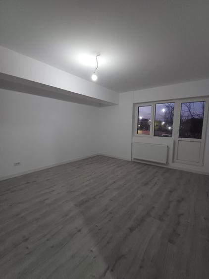 APARTAMENT 2 CAMERE DE VANZARE - 2