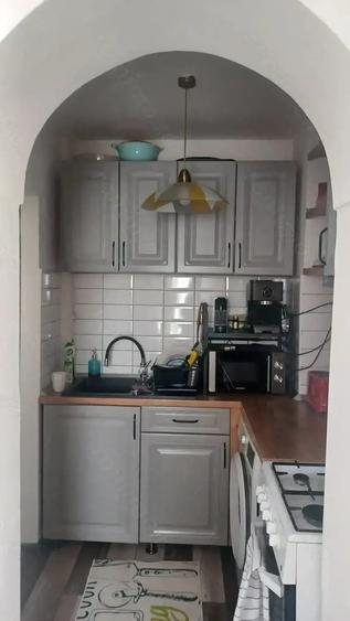 Vand apartament 2 camere - 1