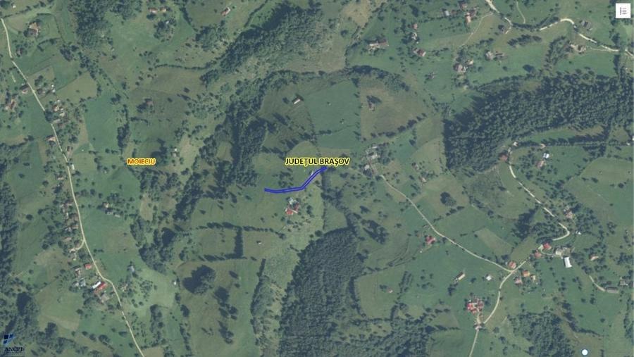 Vanzare Teren cu Punct de Belvedere in Moieciu zona Magura-Pestera - 2