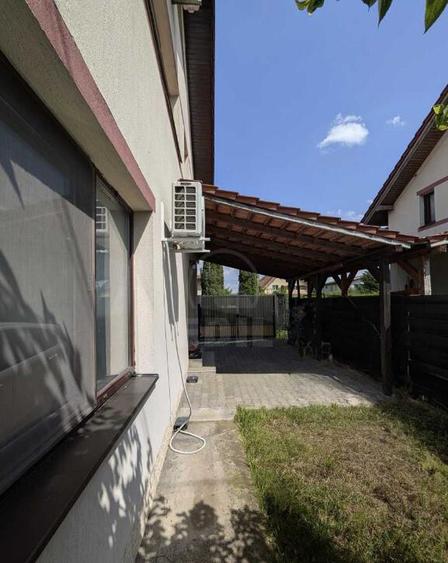 De vanzare casa tip duplex in Flore?ti, intr-o zona exclusiv de case ! - 10