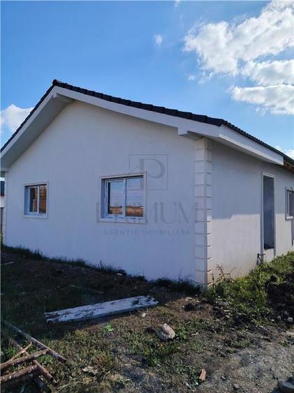 Duplex pe parter - 2 fronturi stradale - personalizare interioara - 3