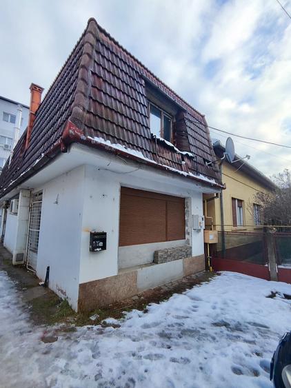 Vand cladire P+1 SAD+Apartament 160000 euro - 1