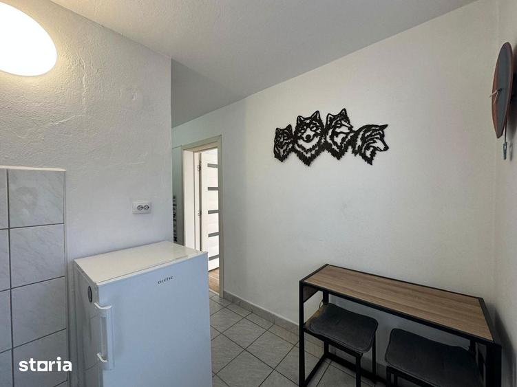 Apartament 1 camera, decomandat, Gradi?te, etaj 4/4 - 4