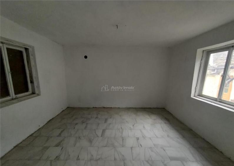 Berliste, Casa pt 2 Familii, la Sosea, Pret Negociabil - 19