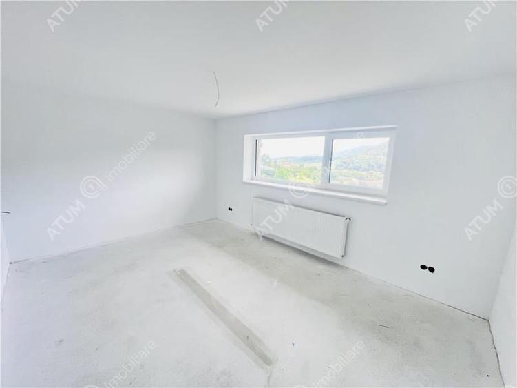 Casa individuala in Cisnadioara cu 4 camere 2 bai terasa teren 1170 mp - 4