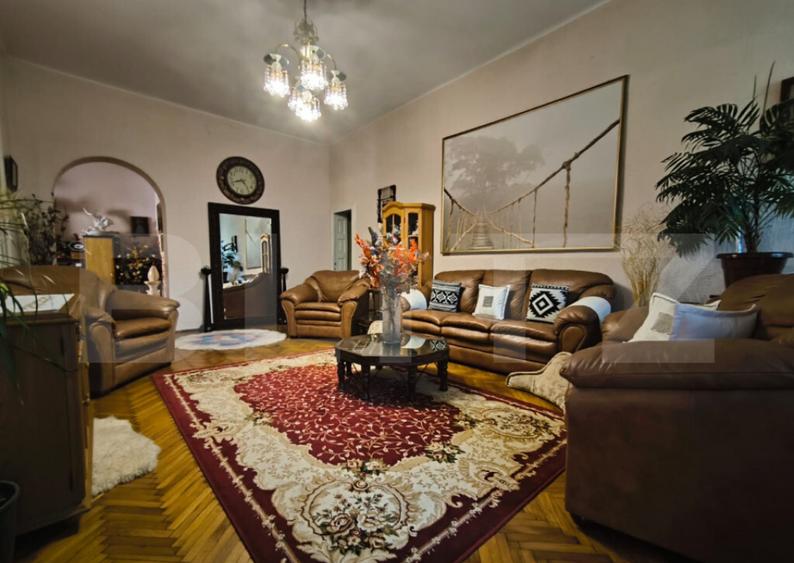 Casa 9 camere, 200 mp utili, zona Bd. Titulescu - 36