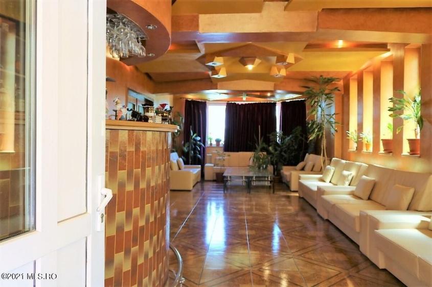 Mamaia Nord - Langa Mare, pensiune la cheie, 11 camere, 9 bai! - 41