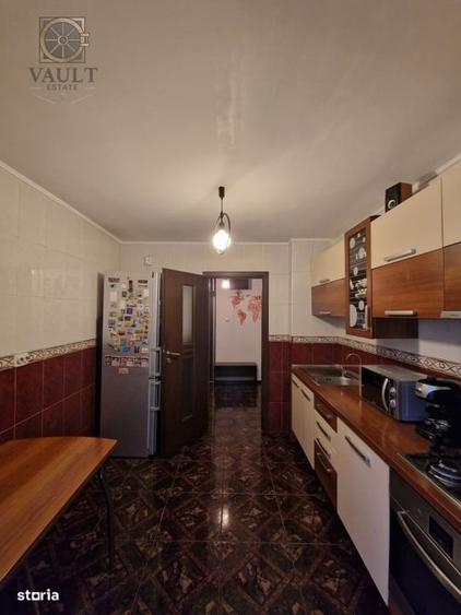 Apartament 3 camere DECOMANDAT -zona  RAHOVA - 10