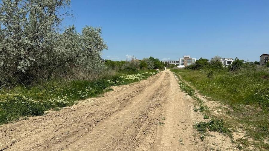 TEREN INTRAVILAN DESTINATIE REZIDENTIALA. - 8