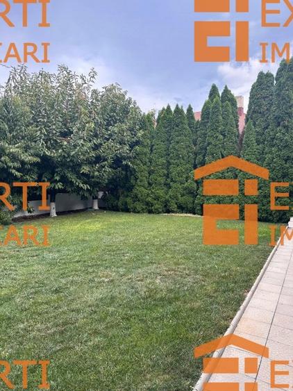 Vila de vanzare P+1+M situata in zona Stadion, Constanta - 11