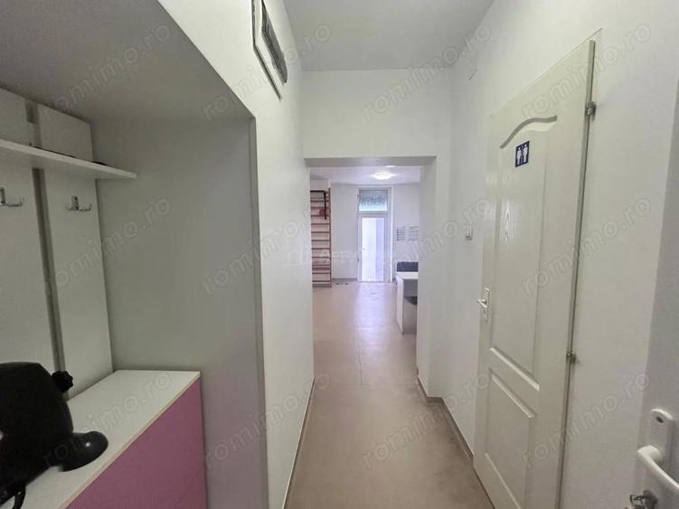RESITA, APARTAM. LA CURTE SAUCABINET MEDICAL, SPATIU COMERCIAL; 2 cam, cf.1 Sporit Zona Universal - 1
