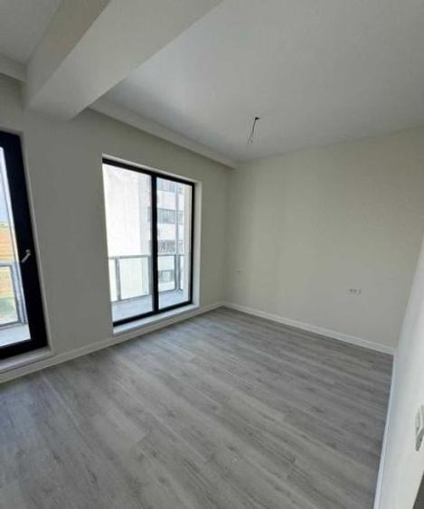 Apartament cu 2 camere decomandat în Tomis Plus