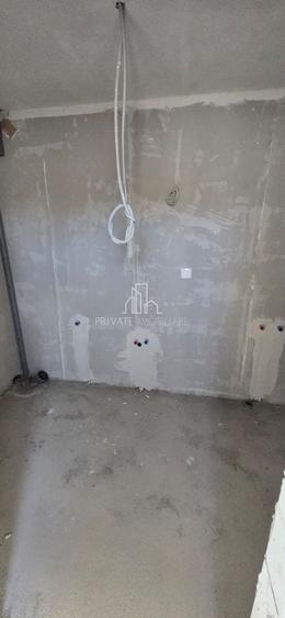 Apartament cu 4 camere decomandat în 7 Noiembrie