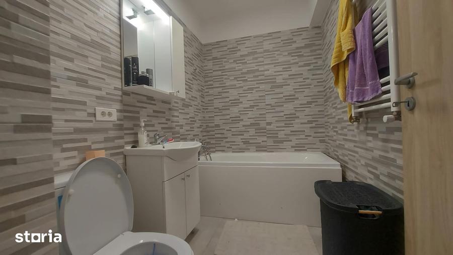 Apartament cu 2 camere în Apărătorii Patriei