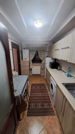 Apartament cu 2 camere decomandat în Exterior Vest