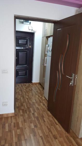 Garsonieră semidecomandată în Central