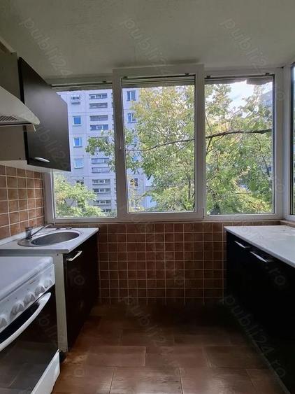 Apartament cu 2 camere decomandat în Crângași