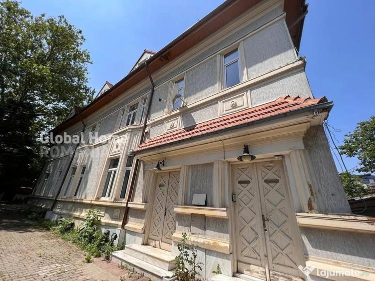 Casă cu 20 camere cu Teren 600 Mp în Unirii