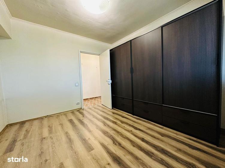 Apartament cu 3 camere decomandat în Colentina