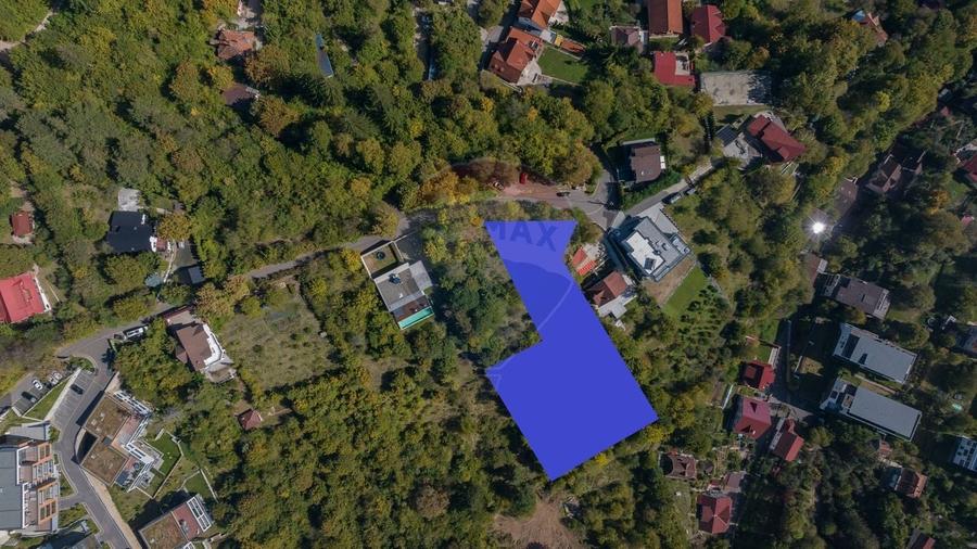 Teren Construcții intravilan de 4175 mp, în Drumul Poienii