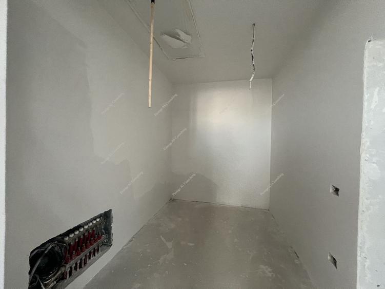 Duplex cu 4 camere cu Canalizare în Moșnița Nouă
