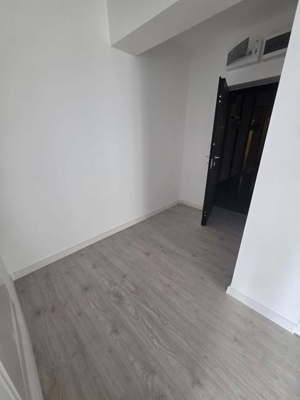 Apartament cu 2 camere decomandat în Pipera