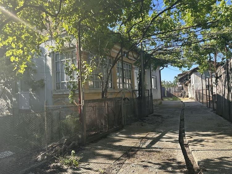 Vind casa in sat Izvoru - 3