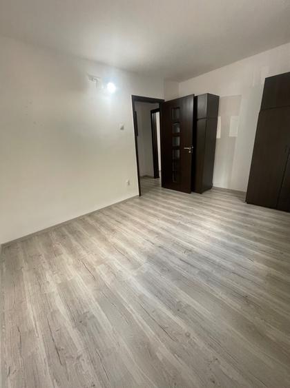 Apartament de vanzare - 6