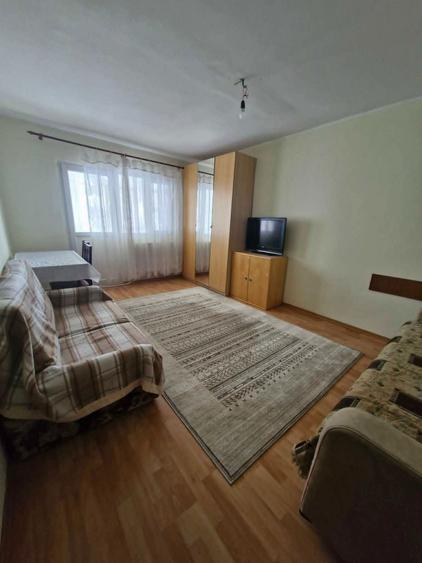 Apartament 2 camere decomandate de inchiriat - zona Piata-Sud, Bacau - 1