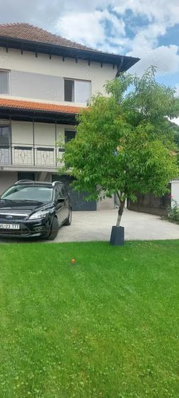 Casă cu 6 camere cu Teren 700 Mp în Aranghel