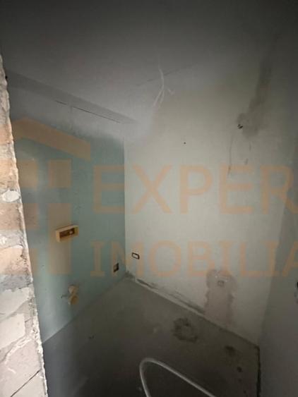 Vila deosebita de vanzare! - zona Mamaia Nord, pe malul lacului - 14