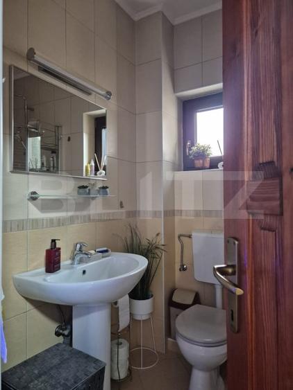 Vila superba de vanzare in Sangiorgiu, zona exclusivista - 15