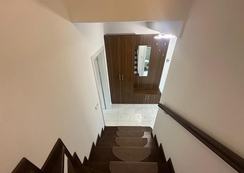 Case moderne in Halchiu lini?te, intimitate ?i acces rapid catre BV! - 5