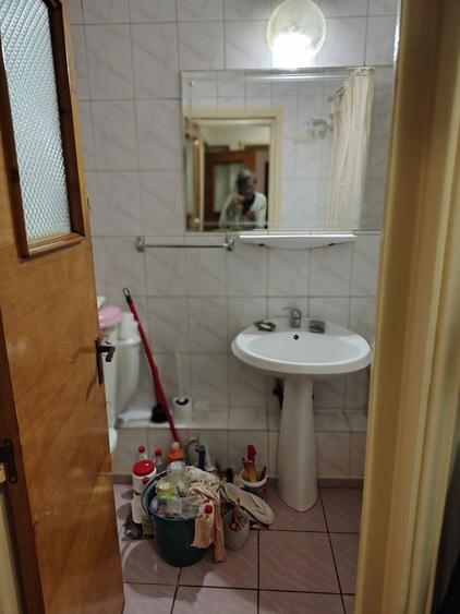 Vind garsoniera 1 ,etaj 1/7, util=39mp, Camera de Comert / str Splaiul Unirii 39 /,direct proprietar =0771569250 - 2