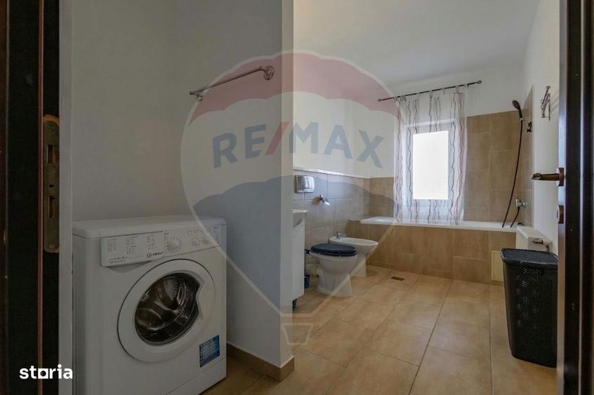 Casa cu 4 dormitoare in Ronat | 181 mp utili | Garaj | Teren 345 mp - 9