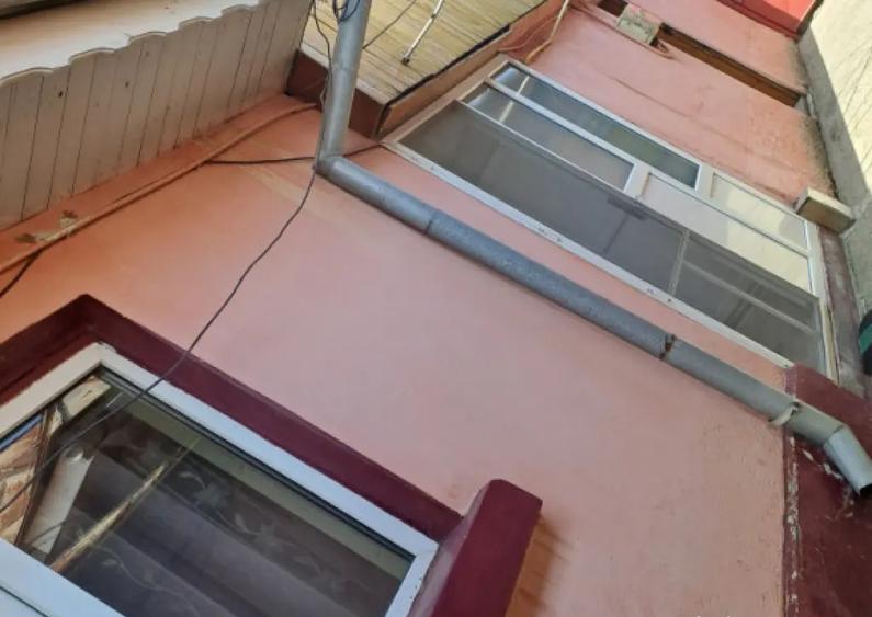 Casa parter , Bariera Valcii , 816 mp teren - 2